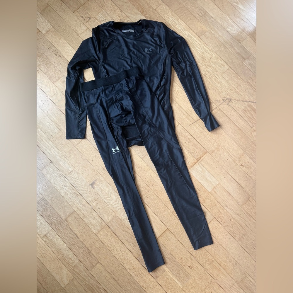 Under Armour Black Isochill Set Medium